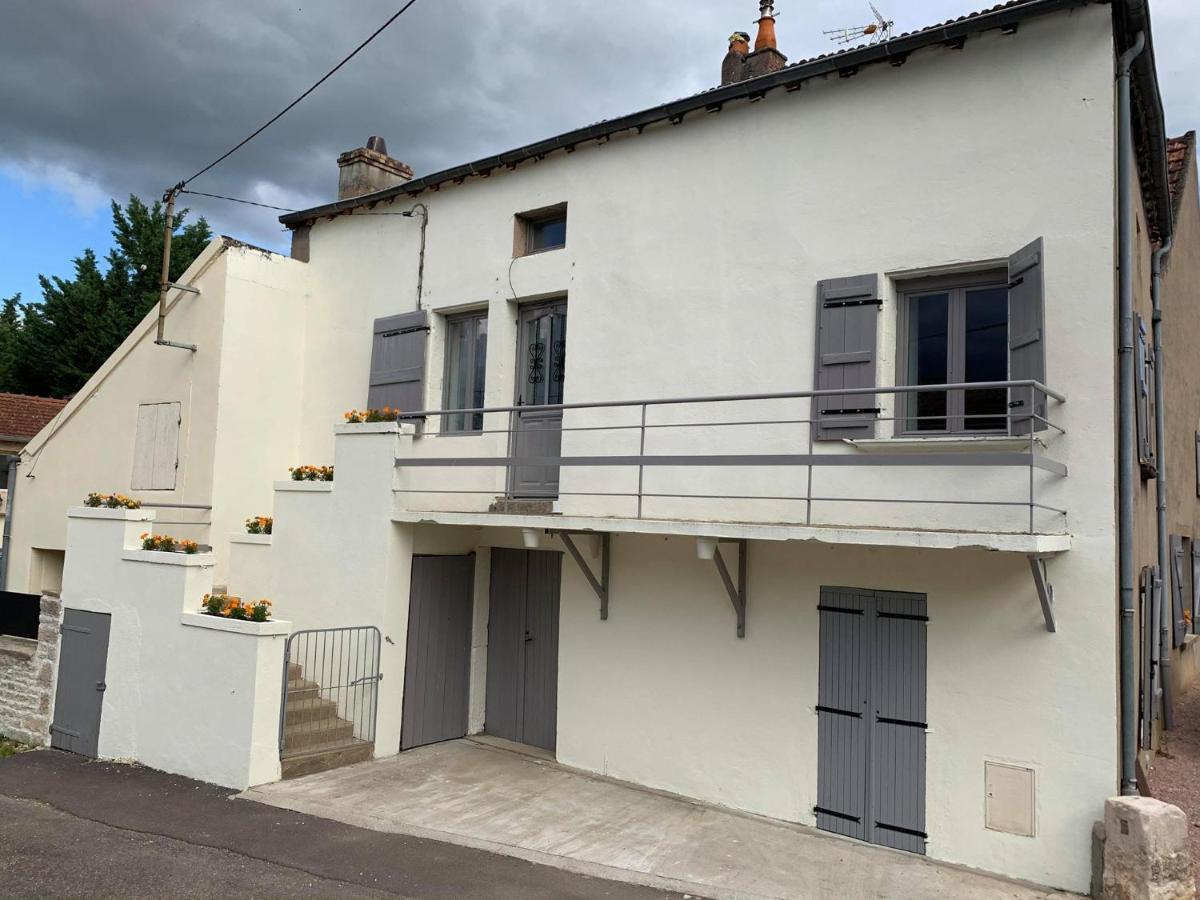 Gite Du Puits Apartment Laives Exterior foto